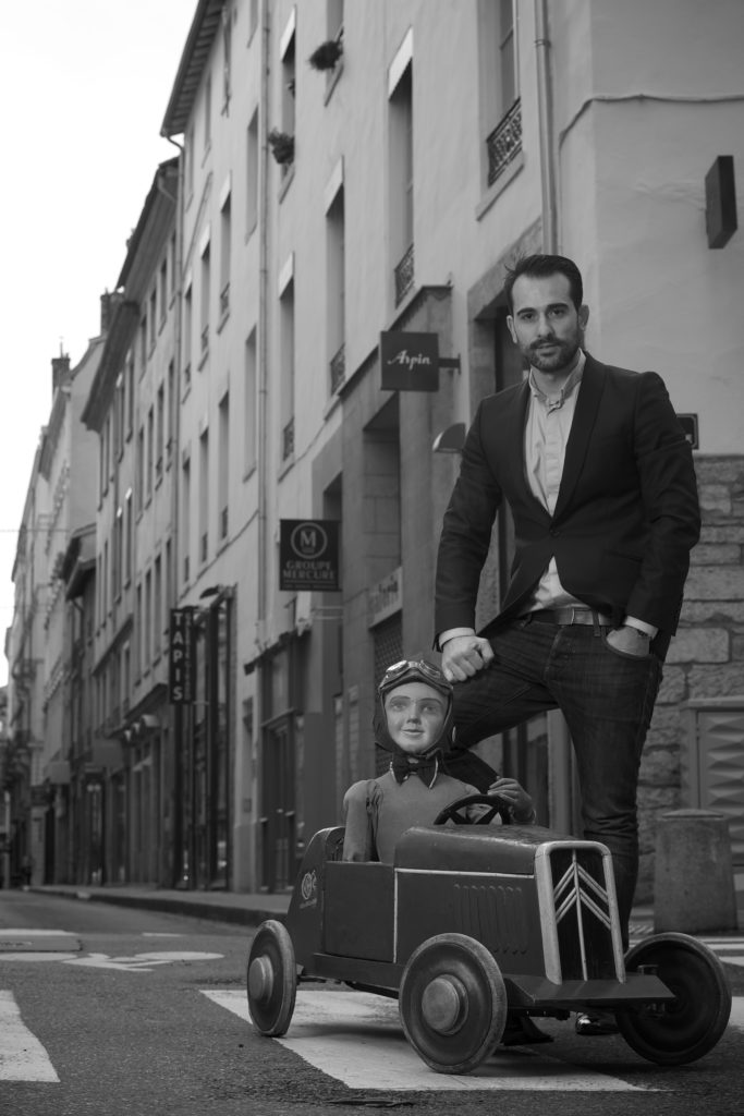 Contacteznous, Boutique jouets anciens antic dolls toys lyon